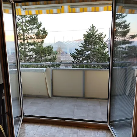 Апартаменти Tristan@home Траун
